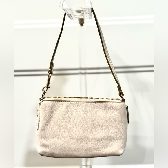 Coach Wristlet - Picture 4 of 14